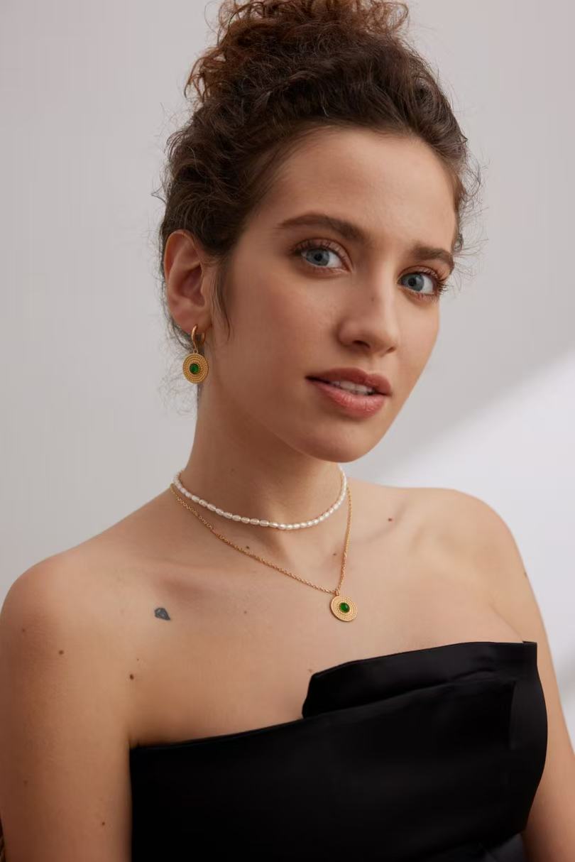 Minimalist Baroque Pearl Necklace