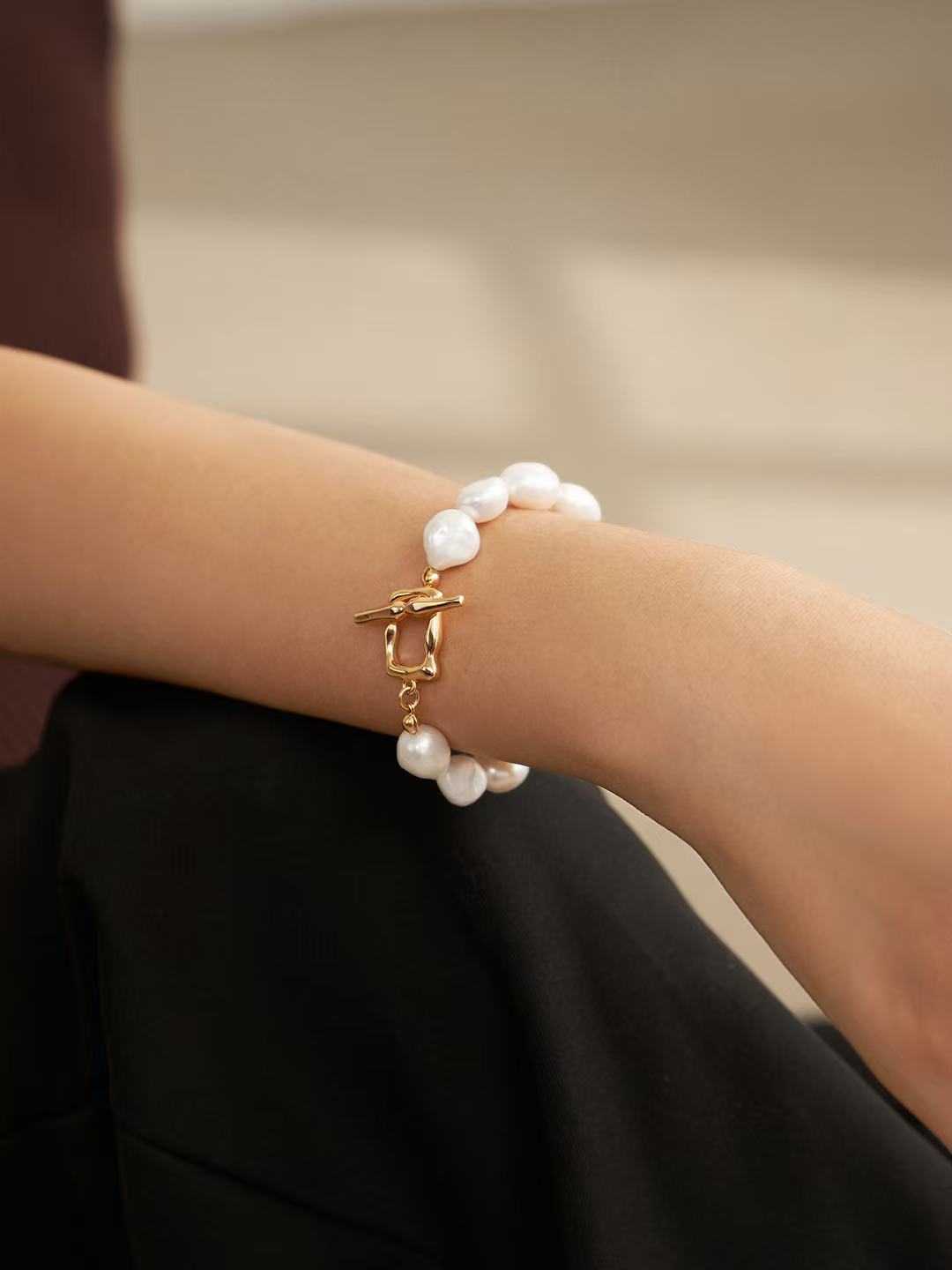 French Pearl Bracelet